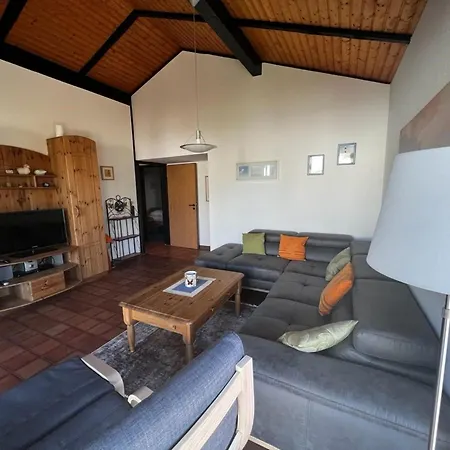 L3 Eingezaeuntes In Eckwarderhoerne By Interhome * Grosswurden