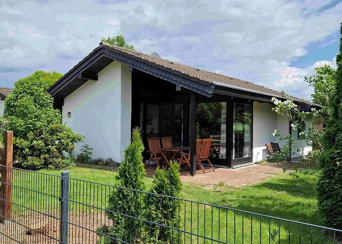 Σπίτι διακοπών L3 Eingezaeuntes In Eckwarderhoerne By Interhome *